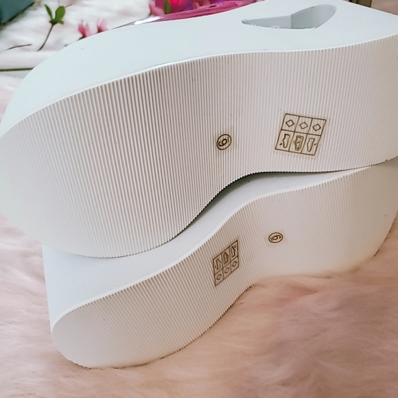 NWOB Heart Cutout Chunky Platform Mules - Picture 4 of 7
